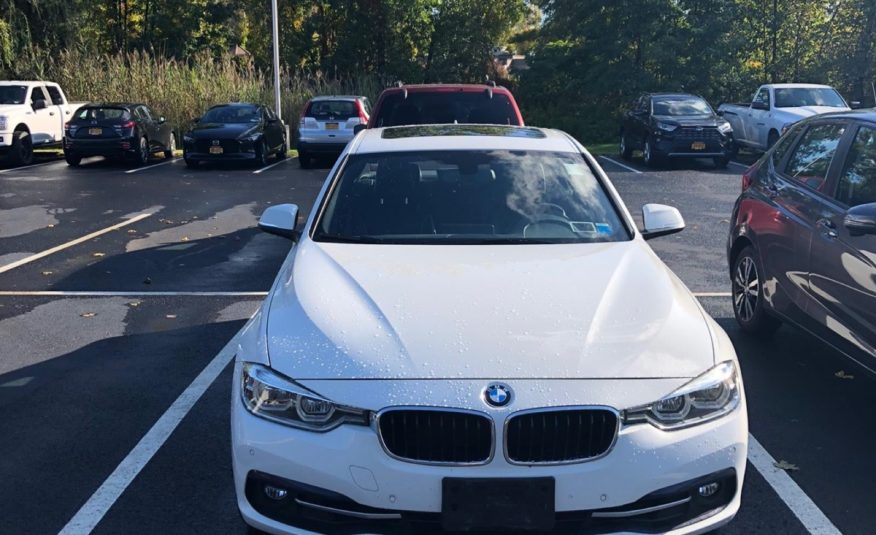 2017 BMW 3 Series 330i xDrive Sedan