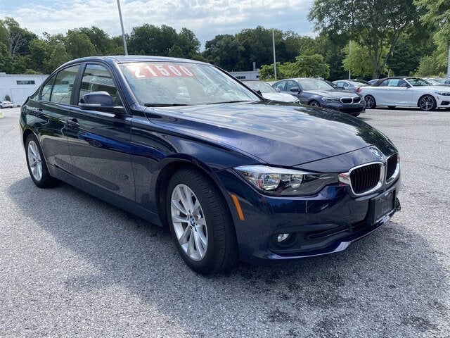 2017 BMW 3 Series 320i xDrive