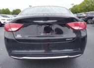 2016 Chrysler 200 Limited FWD