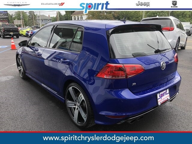 2015 Volkswagen Golf R 4-Door