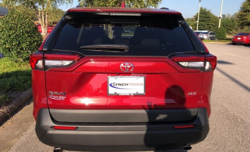 2021 Toyota RAV4 XLE 2T3W1RFV4MC089525